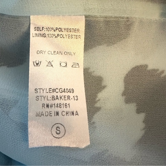 Buddy Love Muted Light Blue Sheath V-Neck Fully Lined Dress Black Animal Print - Picture 5 of 5